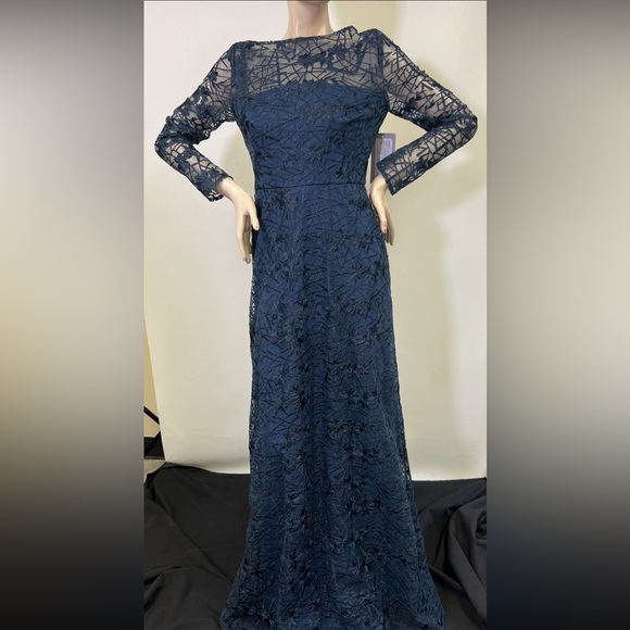 JS collections long sleeves panel lace illusion aline long Gown - Picture 13 of 14